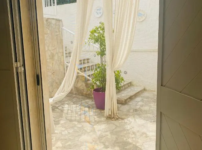 Dimora Al Mare Villa *